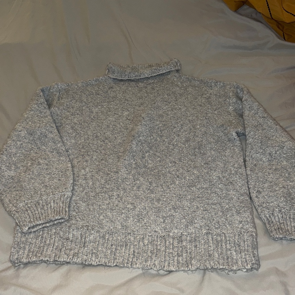 Michael Stars Light Gray Knit Sweater